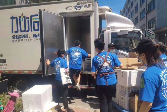 共克时艰战疫情，米兰一直在路上